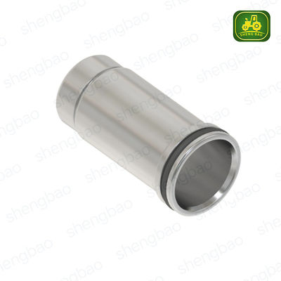 Bagian Mesin RE527456 Injektor Sleeve Assy Untuk Traktor 210G 544J 700J 710J 1450