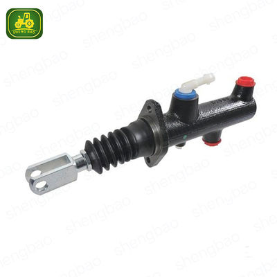 Suku Cadang Kopling 47125744 87354681 87748264 87748269 Silinder Master Rem Untuk Traktor